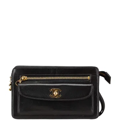 Pre-owned Chanel Lambskin Coco Mark Clutch Bag In Black
