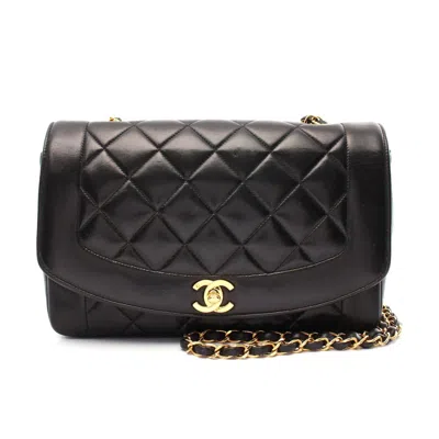 Pre-owned Chanel Lambskin Diana Flap Shoulder Bag In Black