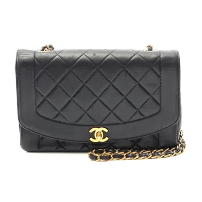 Pre-owned Chanel Lambskin Diana Flap Shoulder Bag In Black