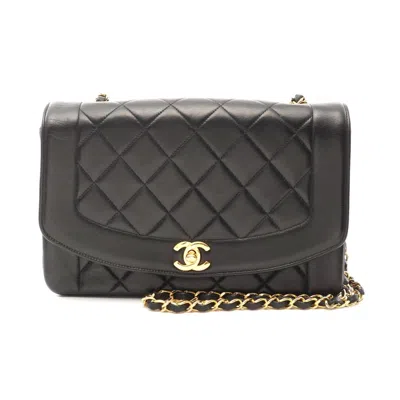 Pre-owned Chanel Lambskin Diana Flap Shoulder Bag In Black