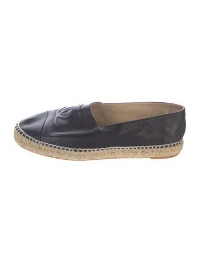 Pre-owned Chanel Lambskin Espadrilles In Black