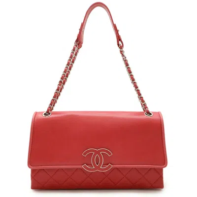 Pre-owned Chanel Lambskin Hamptons Coco Mark Shoulder Bag In Pink