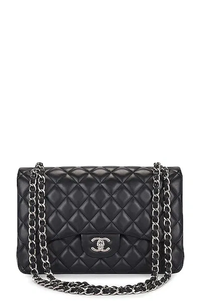 Pre-owned Chanel Jumbo Lambskin Double Flap Shoulder Bag In Black