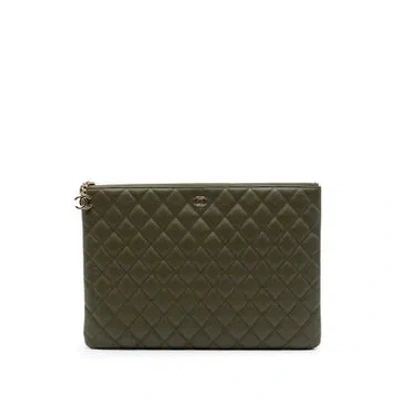 Pre-owned Chanel Lambskin Large Quilted Lambskin Cuba La Habana O Case Clutch In Green