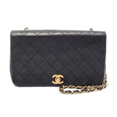 Pre-owned Chanel Lambskin Matelasse Shoulder Bag Black