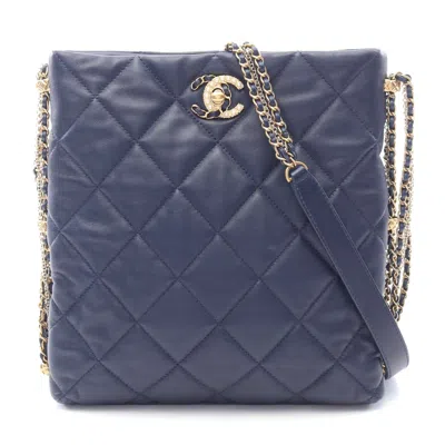 Pre-owned Chanel Lambskin Matelasse Shoulder Bag In Blue