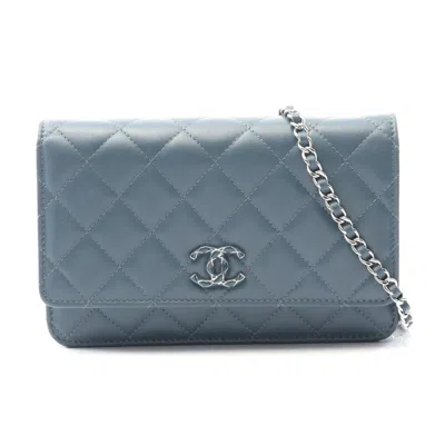 Pre-owned Chanel Lambskin Matelasse Shoulder Bag Green