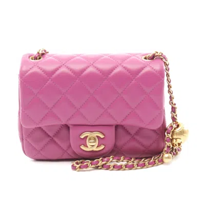 Pre-owned Chanel Lambskin Matelasse Shoulder Bag In Purple