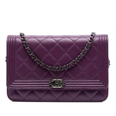 Pre-owned Chanel Lambskin Quilted Lambskin Boy Wallet On Chain In Purple