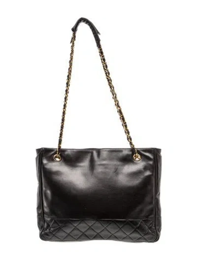 Pre-owned Chanel Lambskin Quilted Tote In Black