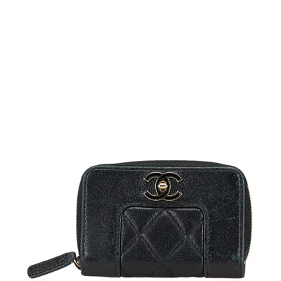 Pre-owned Chanel Lambskin Turnlock Coin Purse A80968 In Black