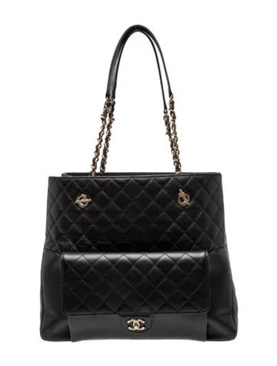 Pre-owned Chanel Large Cc Day Tote In Black