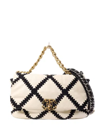 Pre-owned Chanel Large  19 Two-way Handbag In White