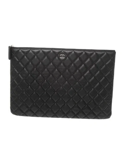 Pre-owned Chanel Large O-case In Black