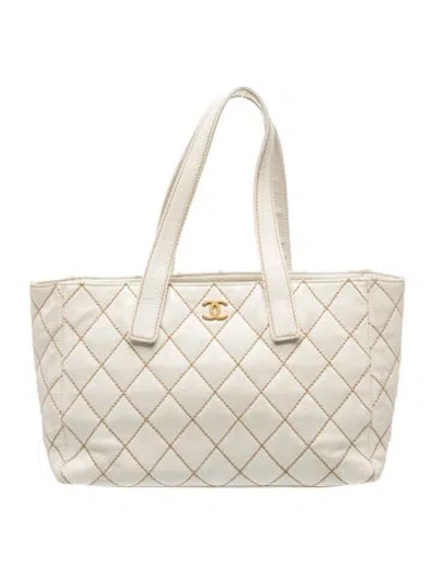 Pre-owned Chanel Large Surpique Tote In Neutral