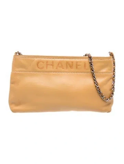 Pre-owned Chanel Lax Pochette In Neutrals