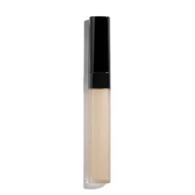 Chanel Le Correcteur De  Longwear Concealer In White