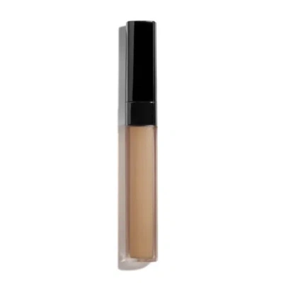 Chanel Le Correcteur De  Longwear Concealer In White