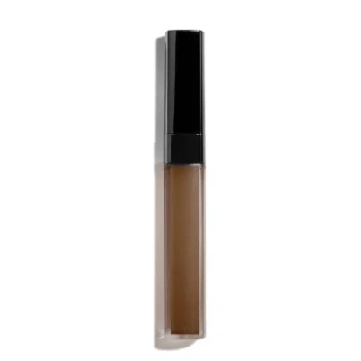 Chanel Le Correcteur De  Longwear Concealer In White