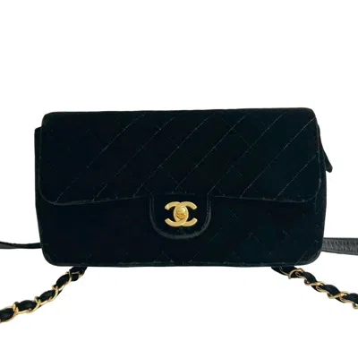 Pre-owned Chanel Leather Backpack () In Black