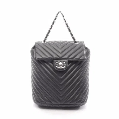 Pre-owned Chanel Leather Backpack () In Black