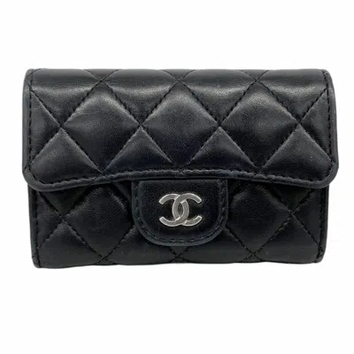 Pre-owned Chanel Leather Card Case () In Black