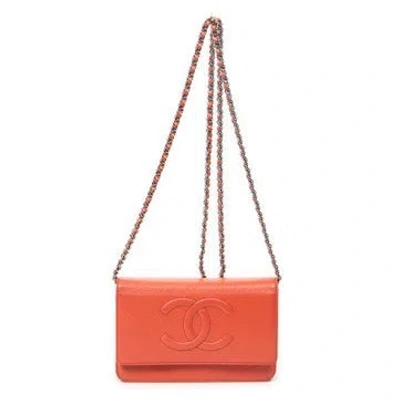 Pre-owned Chanel Leather Cc Wallet On Chain In Red
