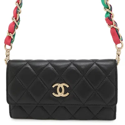 Pre-owned Chanel Leather Chain/shoulder Wallet () In Black