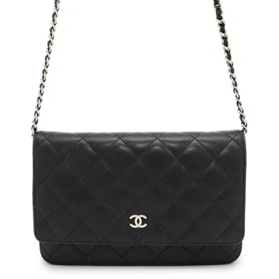 Pre-owned Chanel Leather Chain/shoulder Wallet () In Black