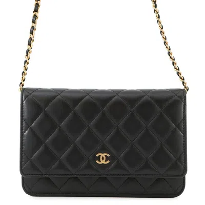 Pre-owned Chanel Leather Chain/shoulder Wallet () In Black