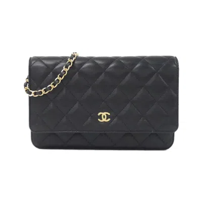 Pre-owned Chanel Leather Chain/shoulder Wallet () In Multi