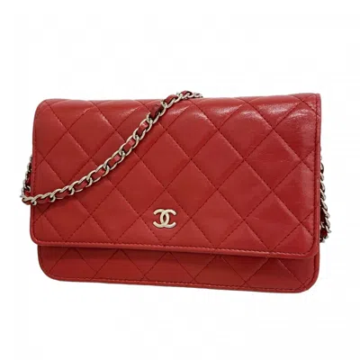 Pre-owned Chanel Leather Chain/shoulder Wallet () In Multi