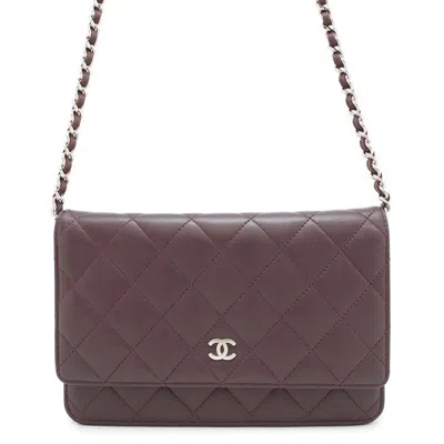 Pre-owned Chanel Leather Chain/shoulder Wallet () In Purple
