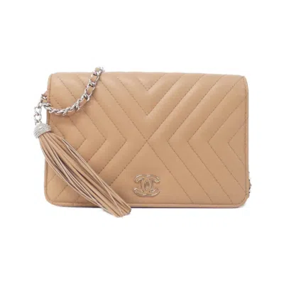 Pre-owned Chanel Leather Chain/shoulder Wallet () In Sand