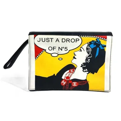Pre-owned Chanel Leather Clutch Bag () In Multi