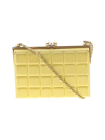 Pre-owned Chanel Leather Clutch In Yellow