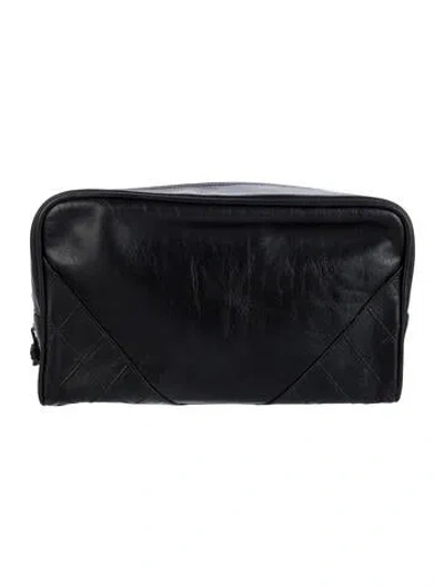 Pre-owned Chanel Leather Cosmetic Bag In Black
