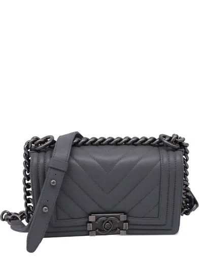 Pre-owned Chanel Leather Crossbody Bag In Gray