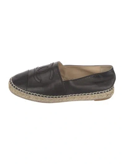 Pre-owned Chanel Leather Espadrilles In Black