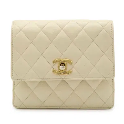 Pre-owned Chanel Leather Fanny Pack () In Multi