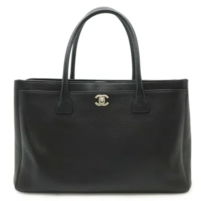 Pre-owned Chanel Leather Handbag Pouch Tote Bag () In Black