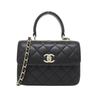 Pre-owned Chanel Leather Handbag () In Black