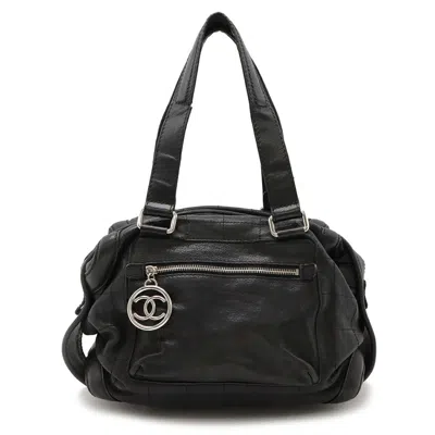 Pre-owned Chanel Leather Handbag () In Black