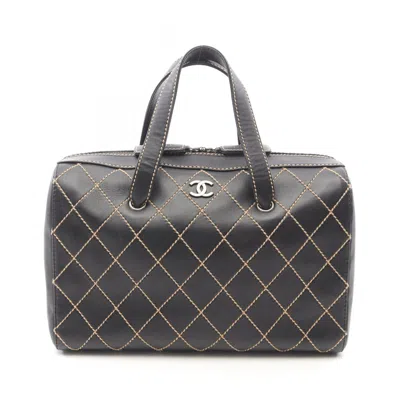 Pre-owned Chanel Leather Handbag () In Black