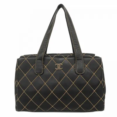 Pre-owned Chanel Leather Handbag () In Black