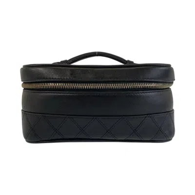 Pre-owned Chanel Leather Handbag () In Black