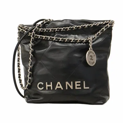 Pre-owned Chanel Leather Handbag () In Black