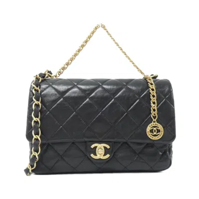 Pre-owned Chanel Leather Handbag () In Black