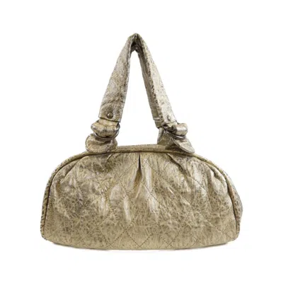 Pre-owned Chanel Leather Handbag () In Gold