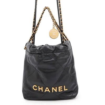 Pre-owned Chanel Leather Handbag Shoulder Bag () In Black
